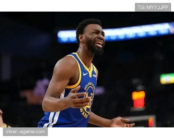 威金斯关键无球跑动提升防守轮转效率，区别于篮网对位锋线走势