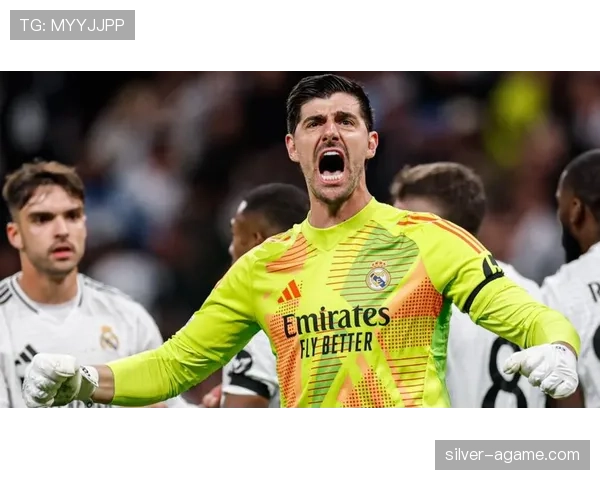 皇马中锋短缺问题持续，对赛季竞争格局产生实质性影响