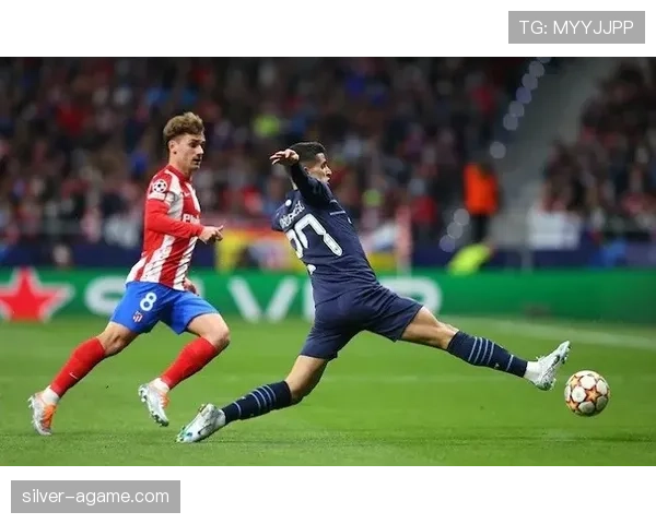 凯尔·沃克欧冠限制维尼修斯的战术表现解析